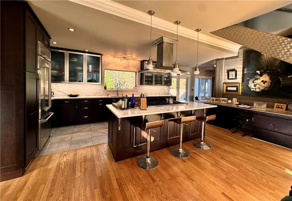 2221 Highview Road SW