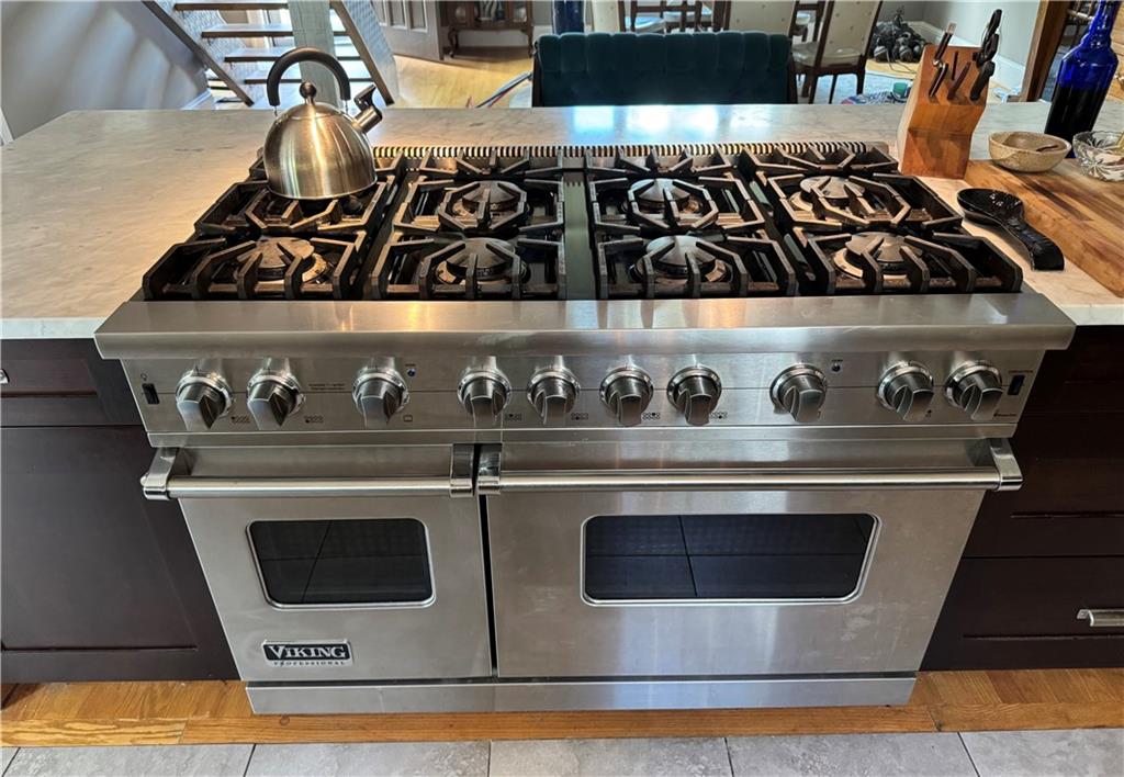 2221 Highview Road SW