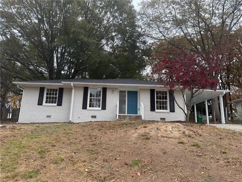 Photo of 2627 Boland Drive NE, Brookhaven, GA 30319 (MLS # 7684885)