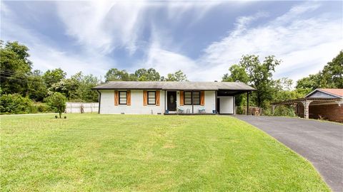 A home in Riverdale