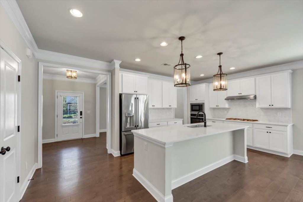 348 Ellington Drive, Canton, Georgia image 7