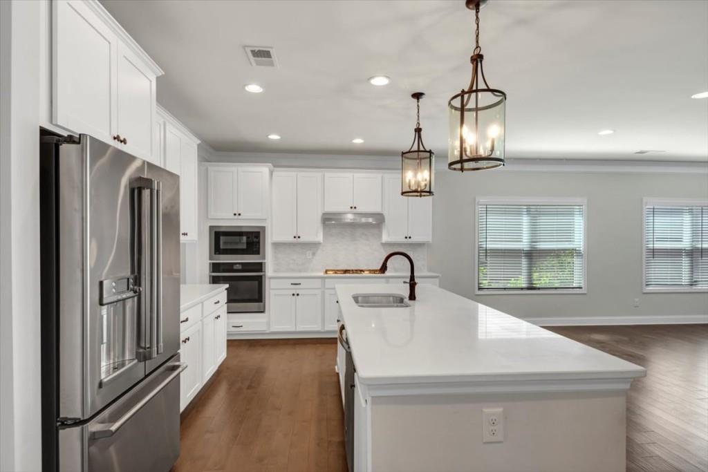 348 Ellington Drive, Canton, Georgia image 8