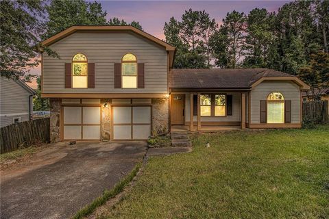 A home in Lilburn