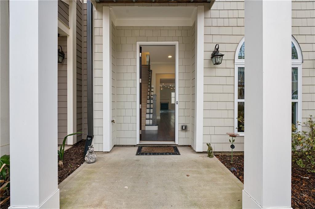 891 Proctor Oaks Street NW