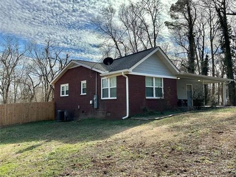 Homes For Sale - 2467 Shady Grove Road<br/> Carrollton, GA 30116