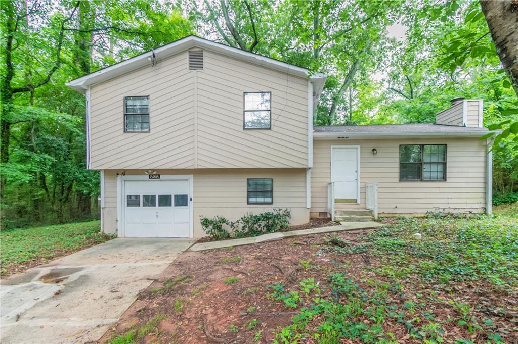5218 Tina Court, Stone Mountain, Georgia image 1