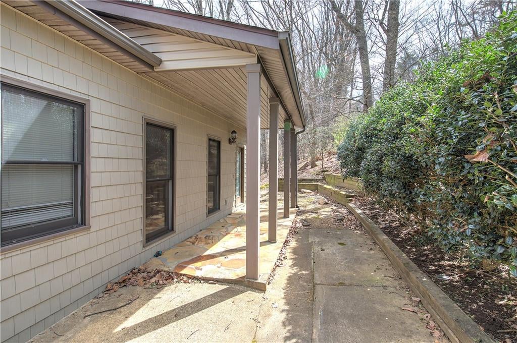 207 Stone Ridge Court