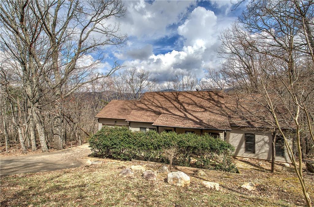 207 Stone Ridge Court