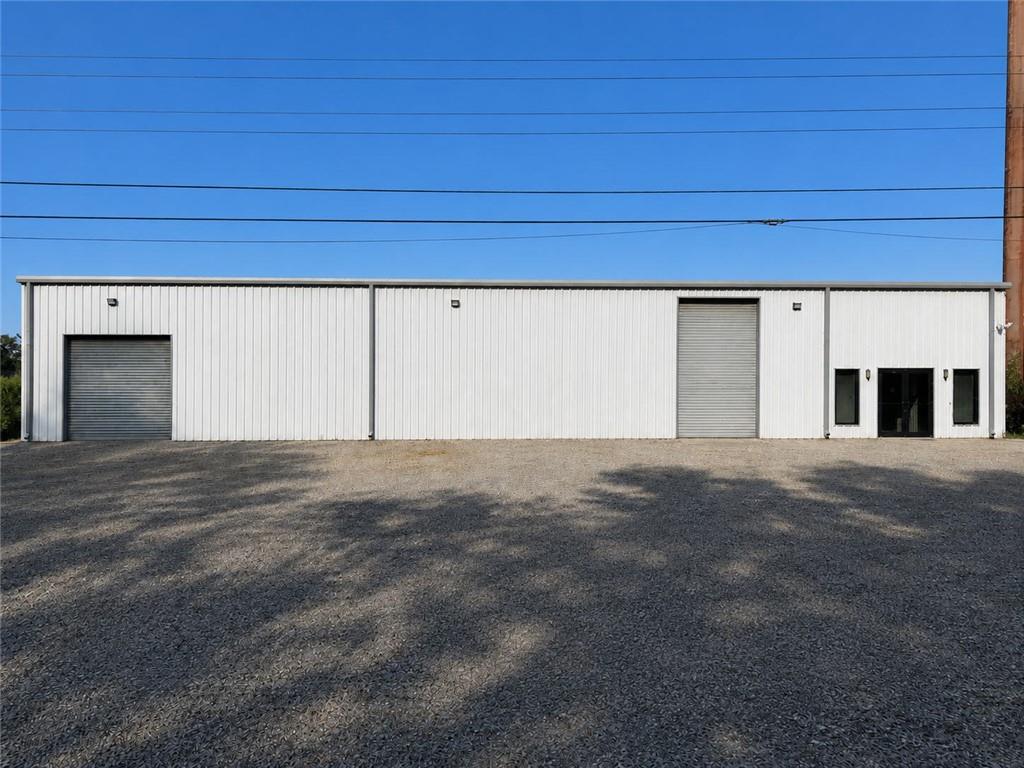 677 Lovers Lane Road SE