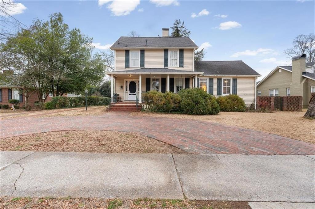 311 N College Street N