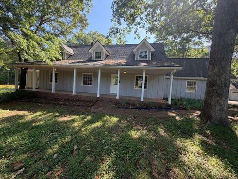 Homes For Sale - 75 Price Drive<br/> Locust Grove, GA 30248