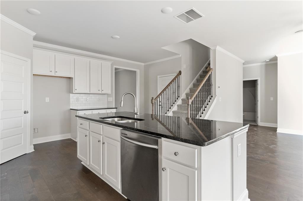 7244 Millbrae Walk, Flowery Branch, Georgia image 10