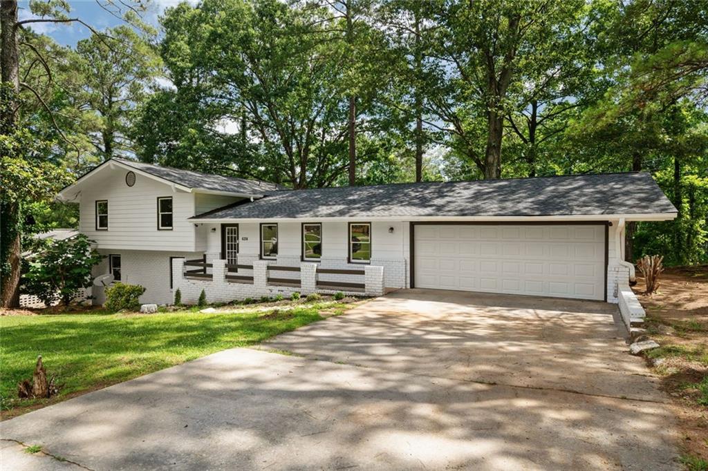 4214 Williamsburg Drive