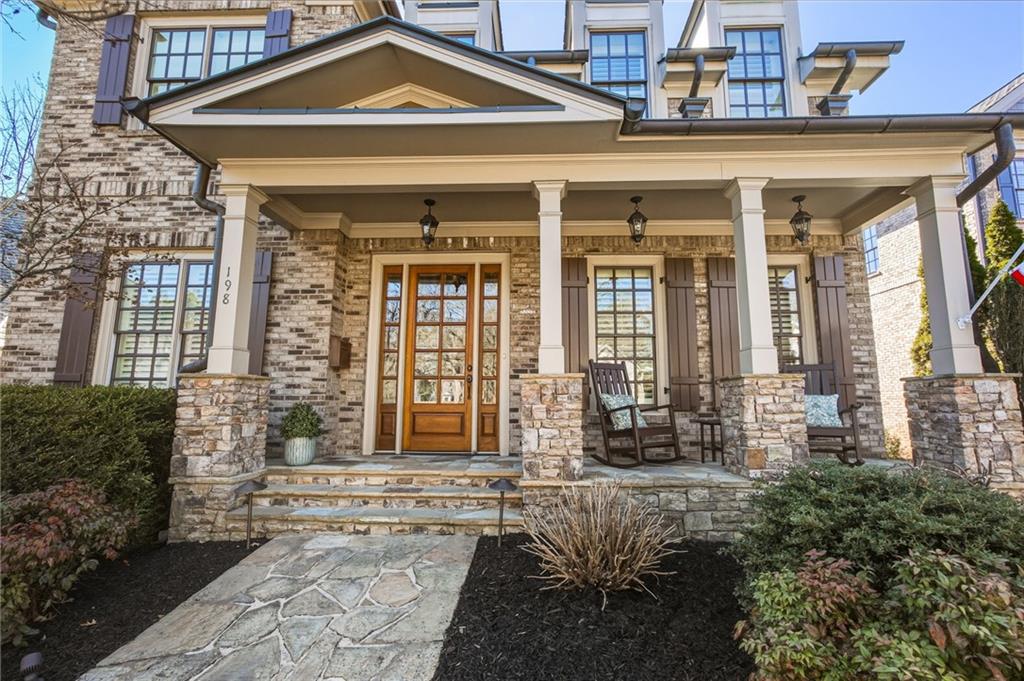 198 Blair Valley Drive NE