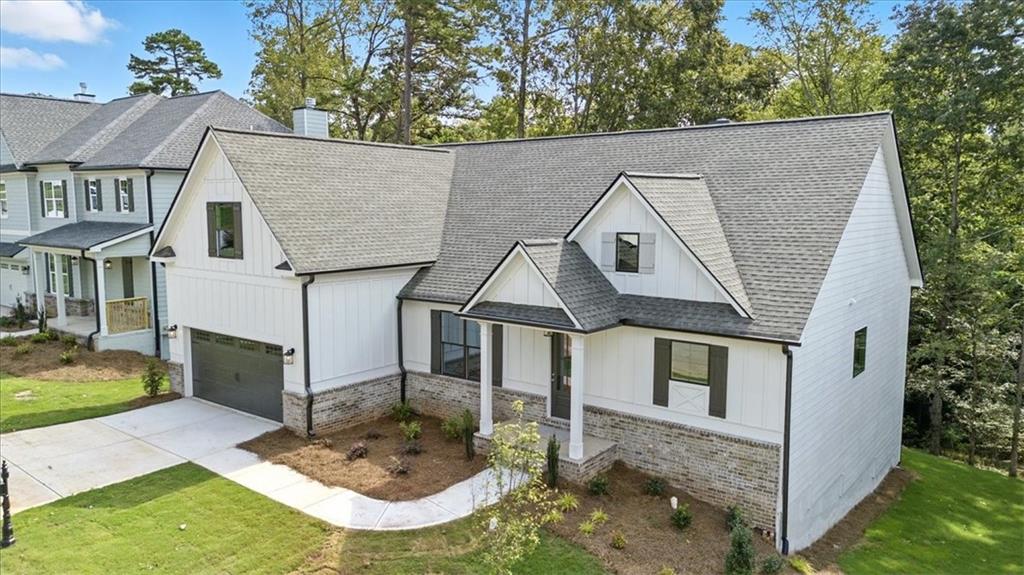 4028 Links Boulevard