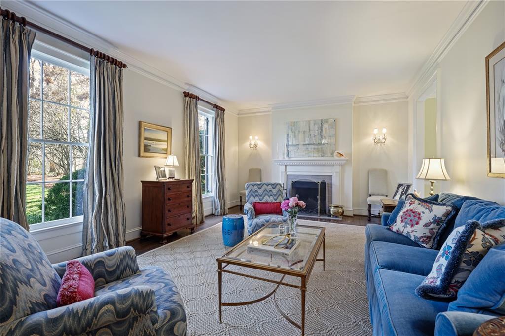 2860 Normandy Drive NW