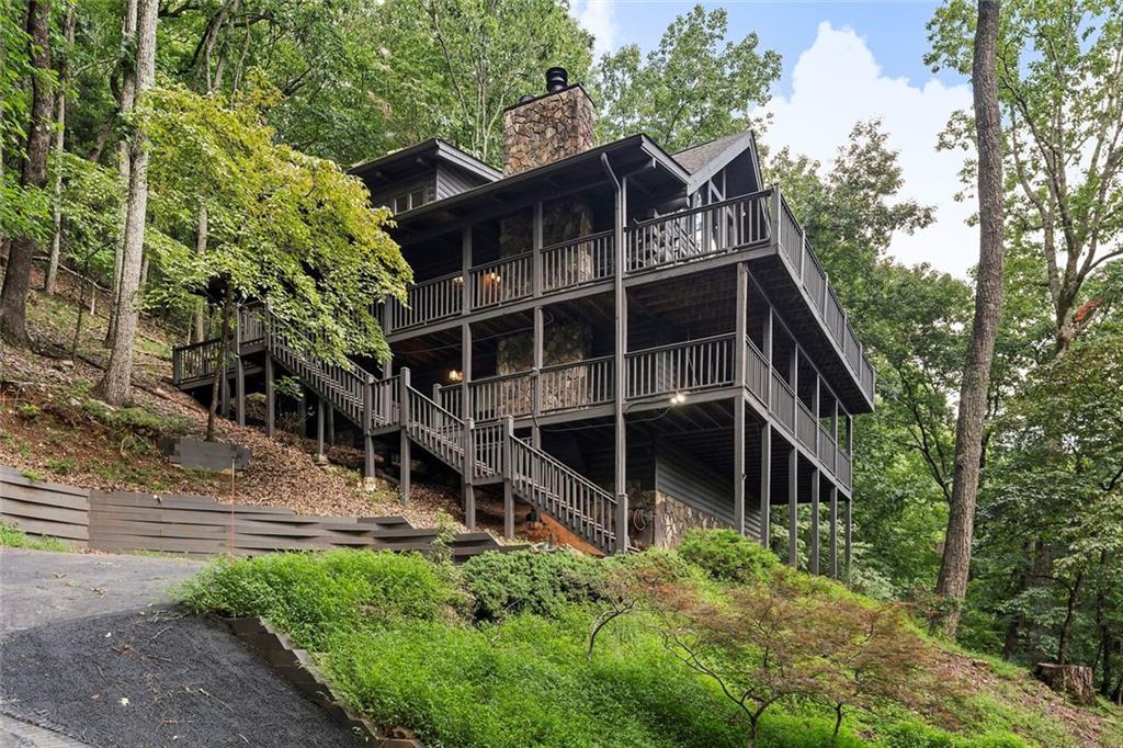 2025 Quail Cove Drive