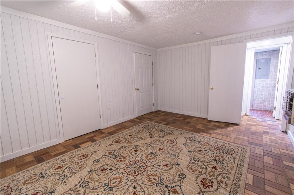 Sherwood Estates - Residential