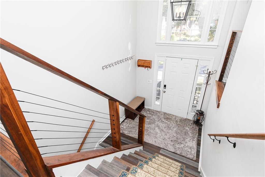 163 Clubhouse Drive NW