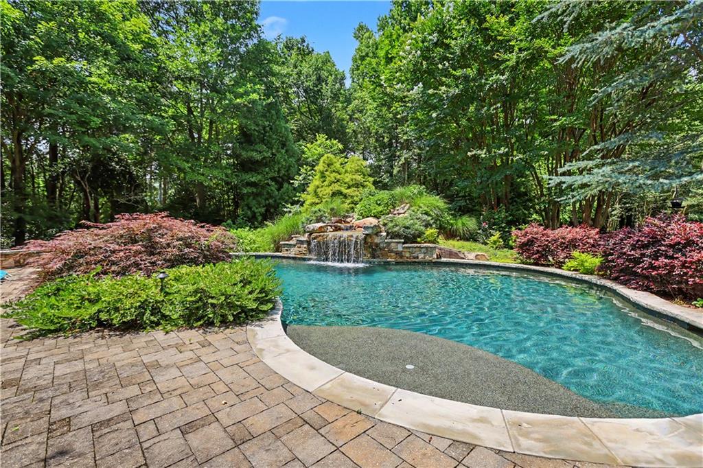 390 Virginia Hills Rd