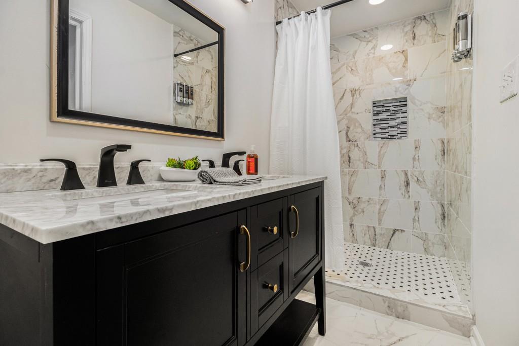 1130 Rebel Forest Drive, Atlanta, Georgia image 5