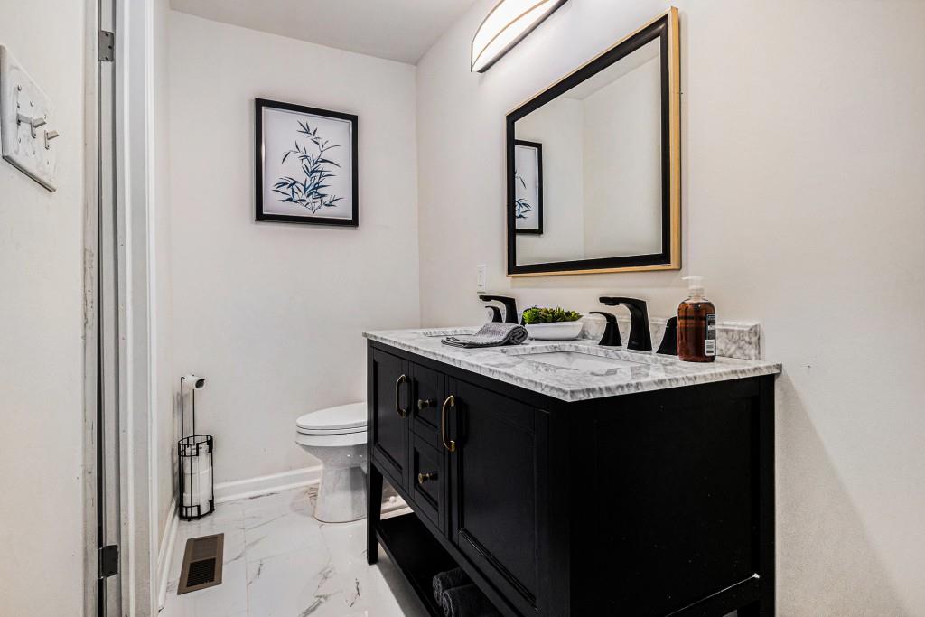 1130 Rebel Forest Drive, Atlanta, Georgia image 13