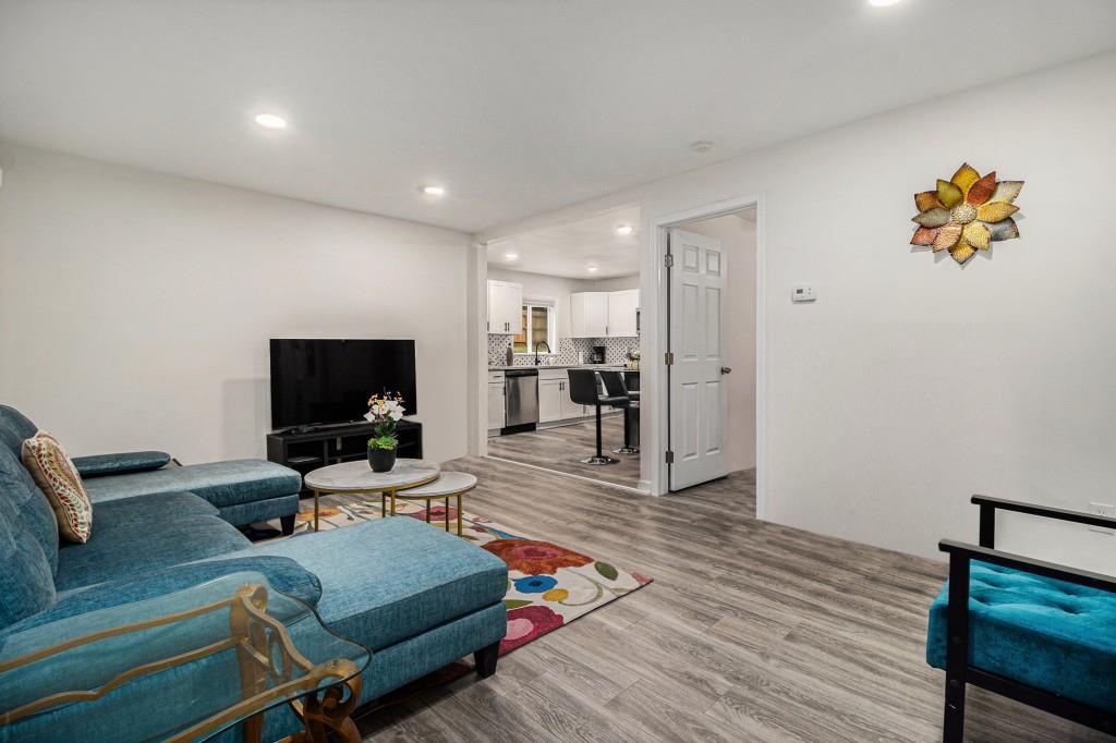 1130 Rebel Forest Drive, Atlanta, Georgia image 2