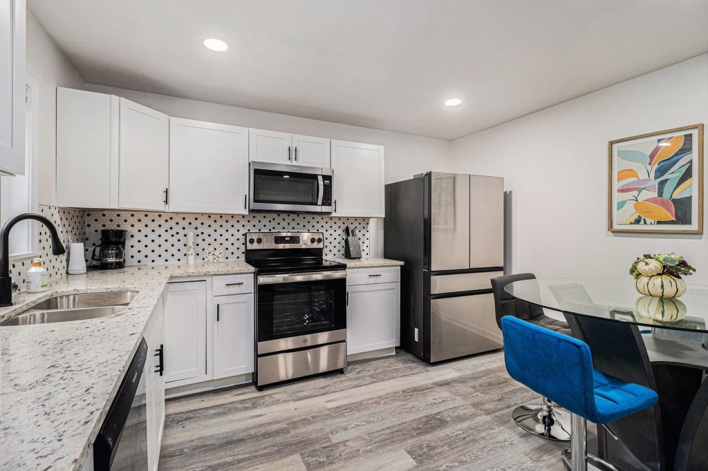 1130 Rebel Forest Drive, Atlanta, Georgia image 3