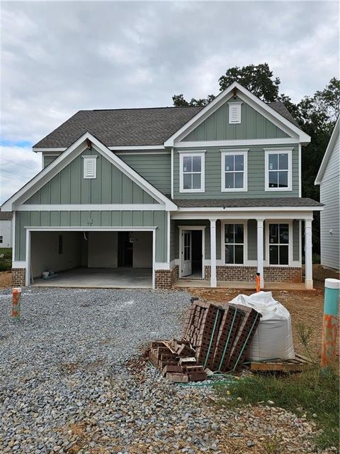 A home in Flowery Branch