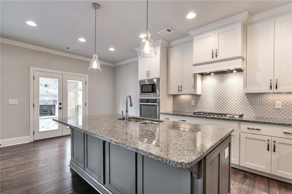 1300 Winfair Lane, Brookhaven, Georgia image 18