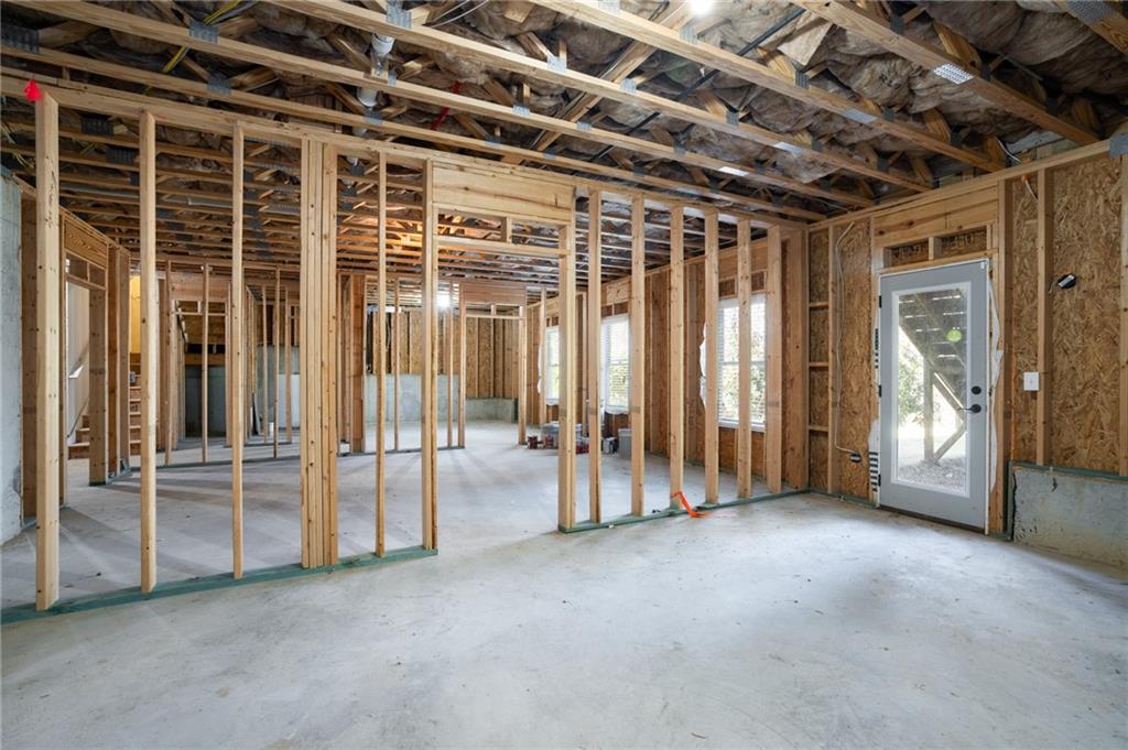 1300 Winfair Lane, Brookhaven, Georgia image 37