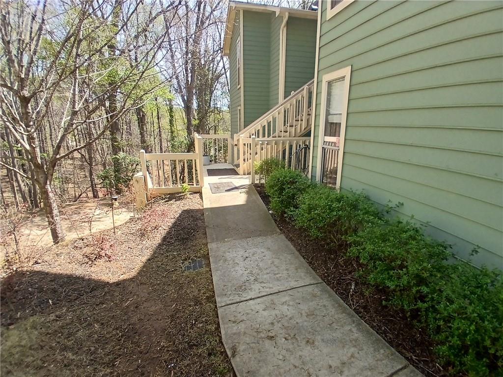 3011 Canyon Point Circle, Roswell, Georgia image 6