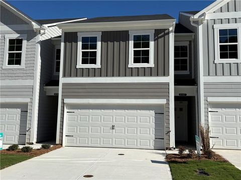 Townhouse For Sale - 5147 Longview Run<br/> Decatur, GA 30035