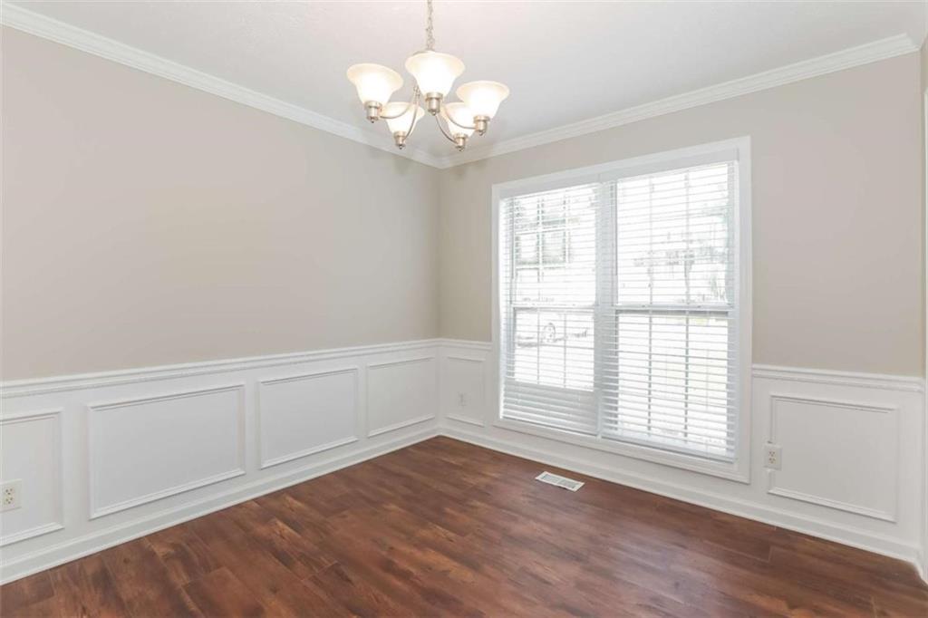 971 Simon Park Circle