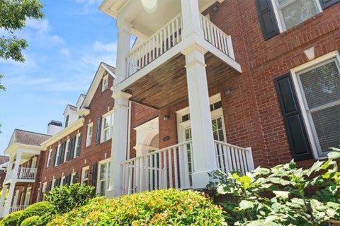 Townhouse For Rent - 4372 Paces Point Circle<br/> Smyrna, GA 30080