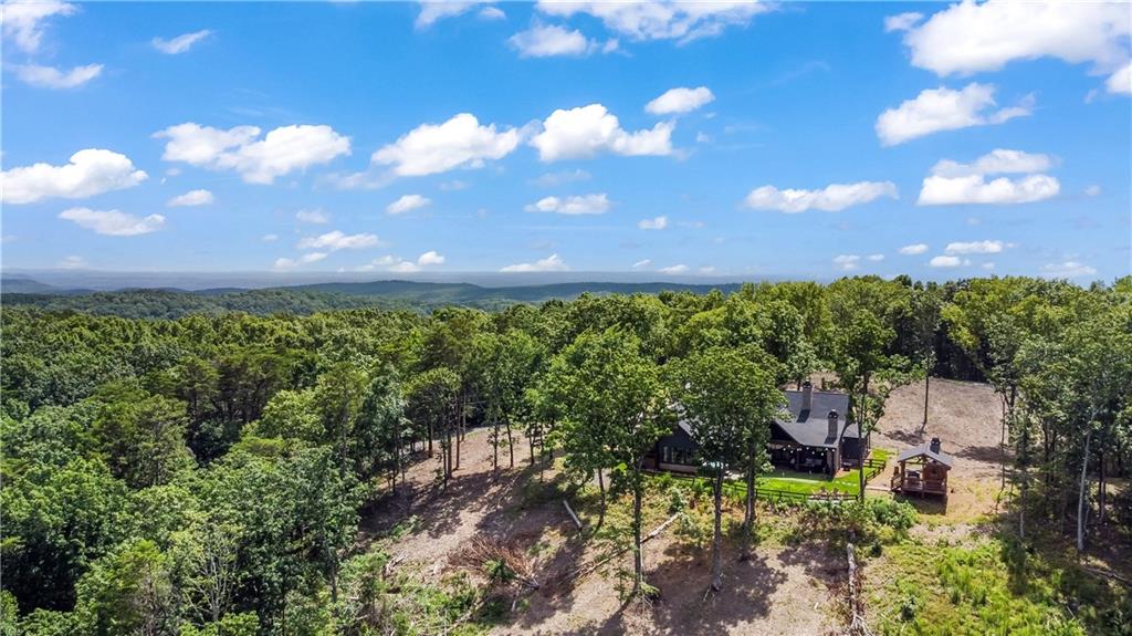 1272 Foxhound Trail NE