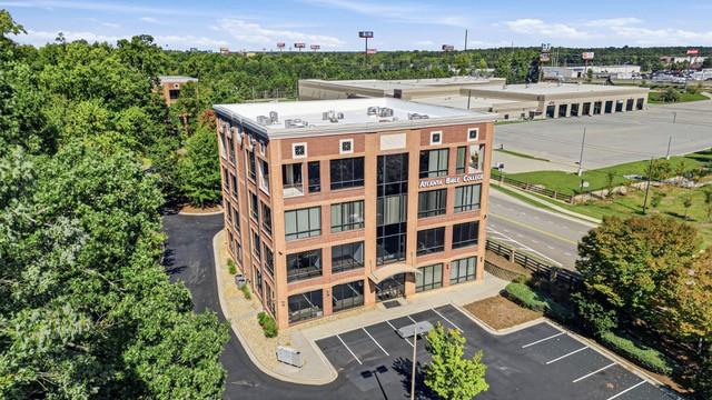 2020 Avalon Parkway