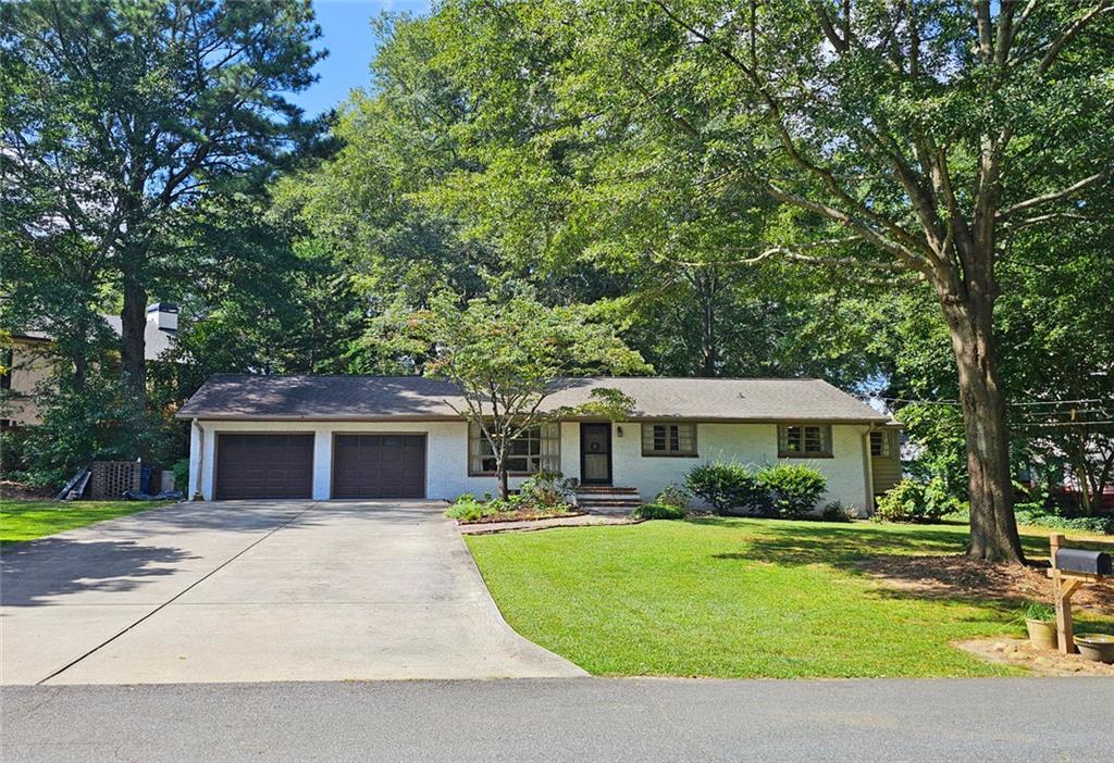 MEADOW BROOK HILLS - Residential Lease