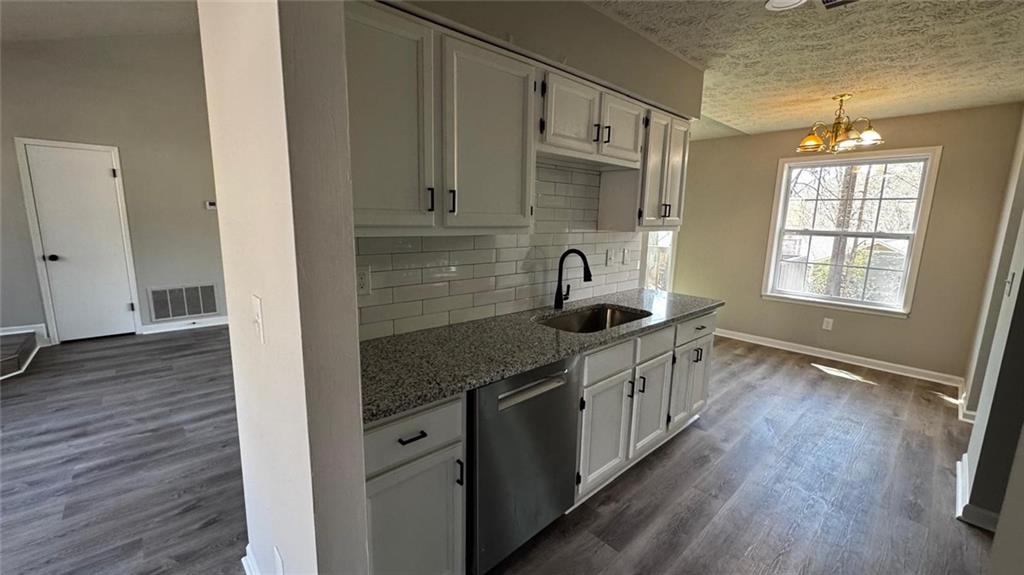 309 Peachtree Drive, Riverdale, Georgia image 20