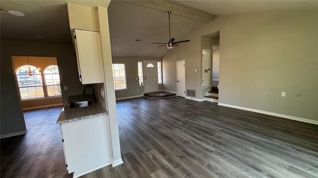 309 Peachtree Drive, Riverdale, Georgia image 15
