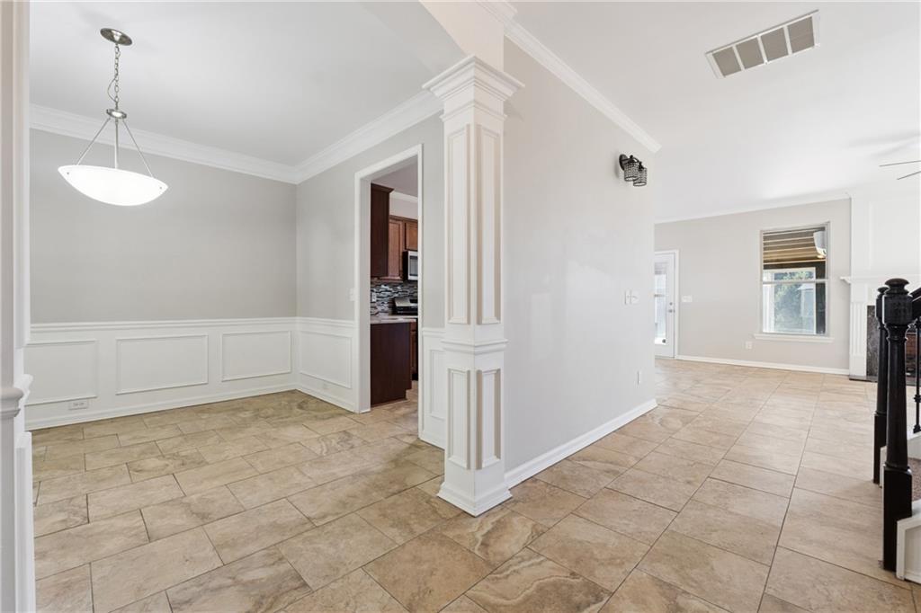4940 Rapahoe Trail