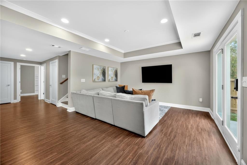 Eastside Walk - Residential