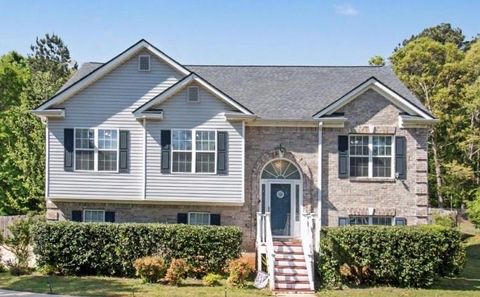 Photo of 180 Stewart Hollow Ln, Covington, GA 30016 (MLS # 7753021)