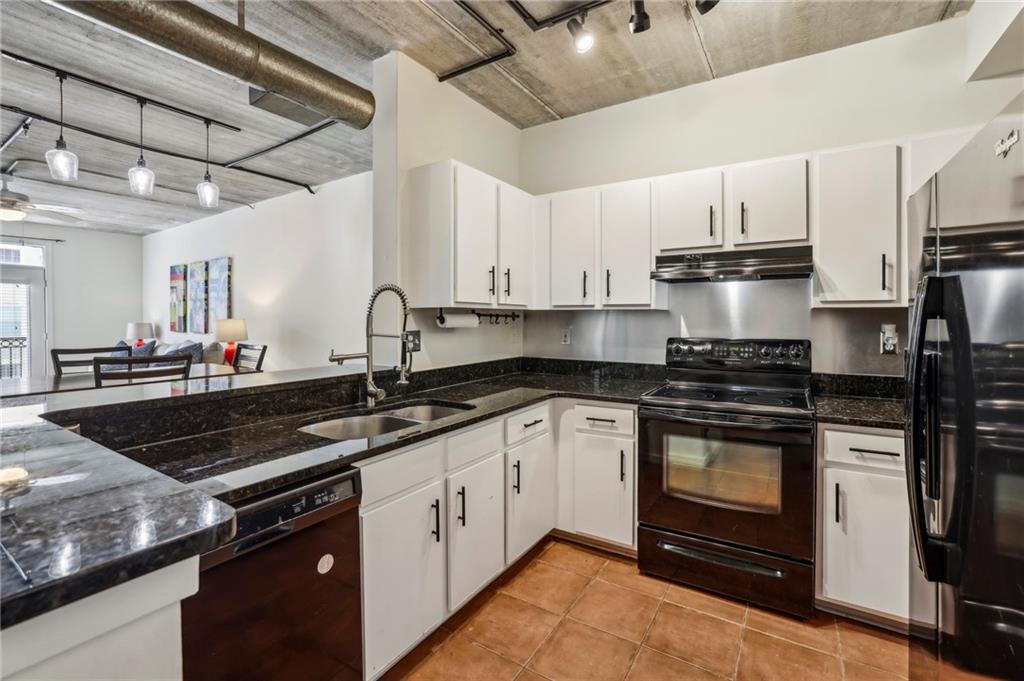 800 Peachtree Street NE 2304