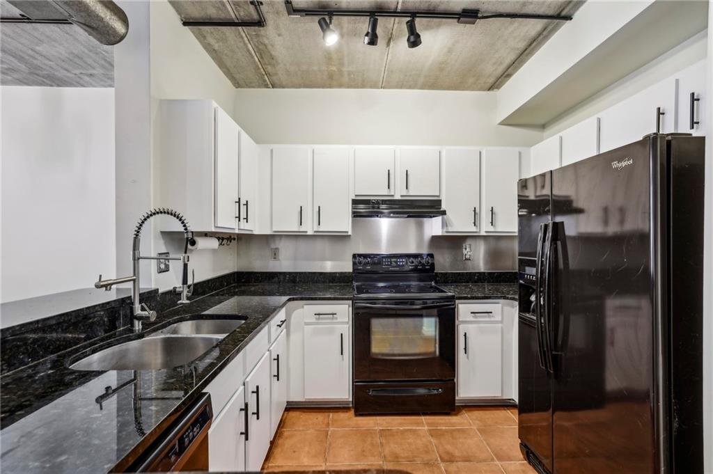 800 Peachtree Street NE 2304