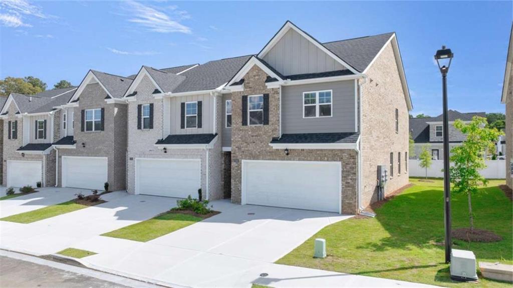 205 SILVER MOON Drive