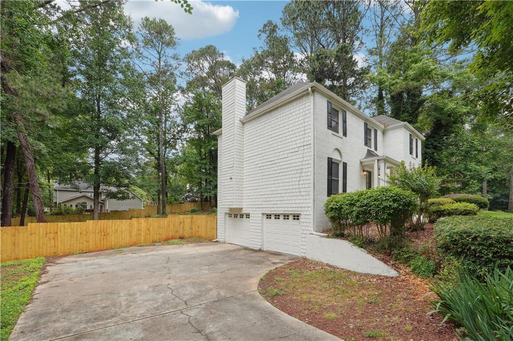 2745 Saxon Drive