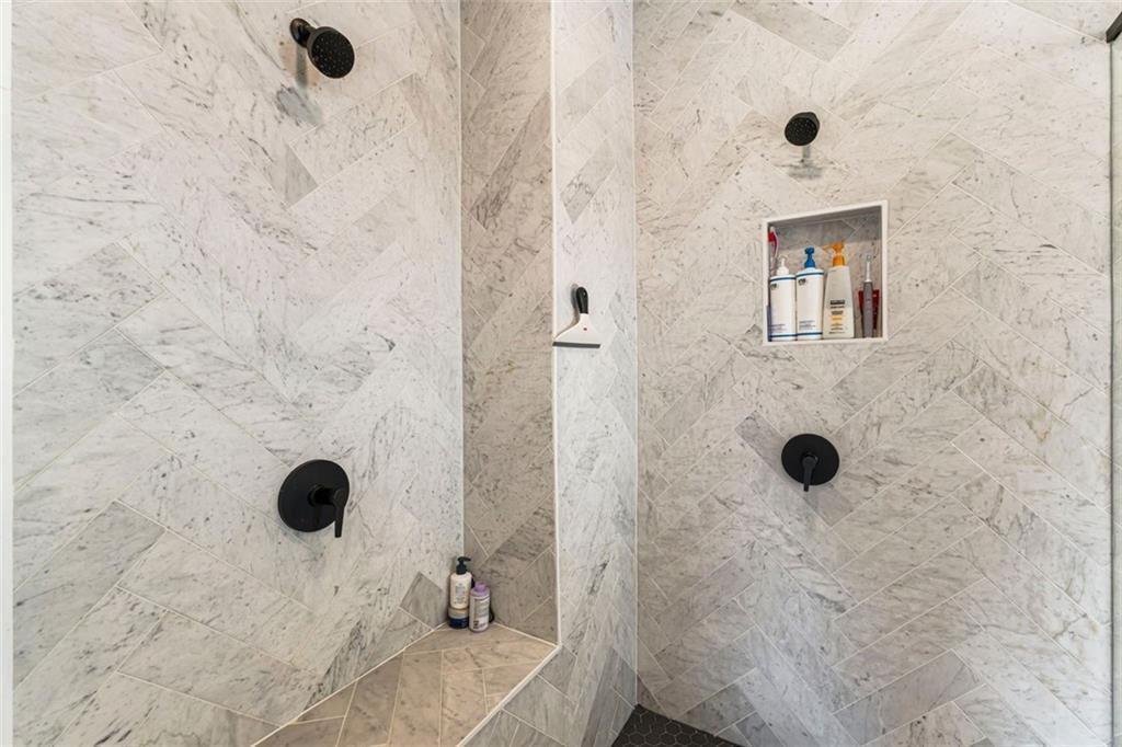 HOLLY FARM PH 1B - Residential