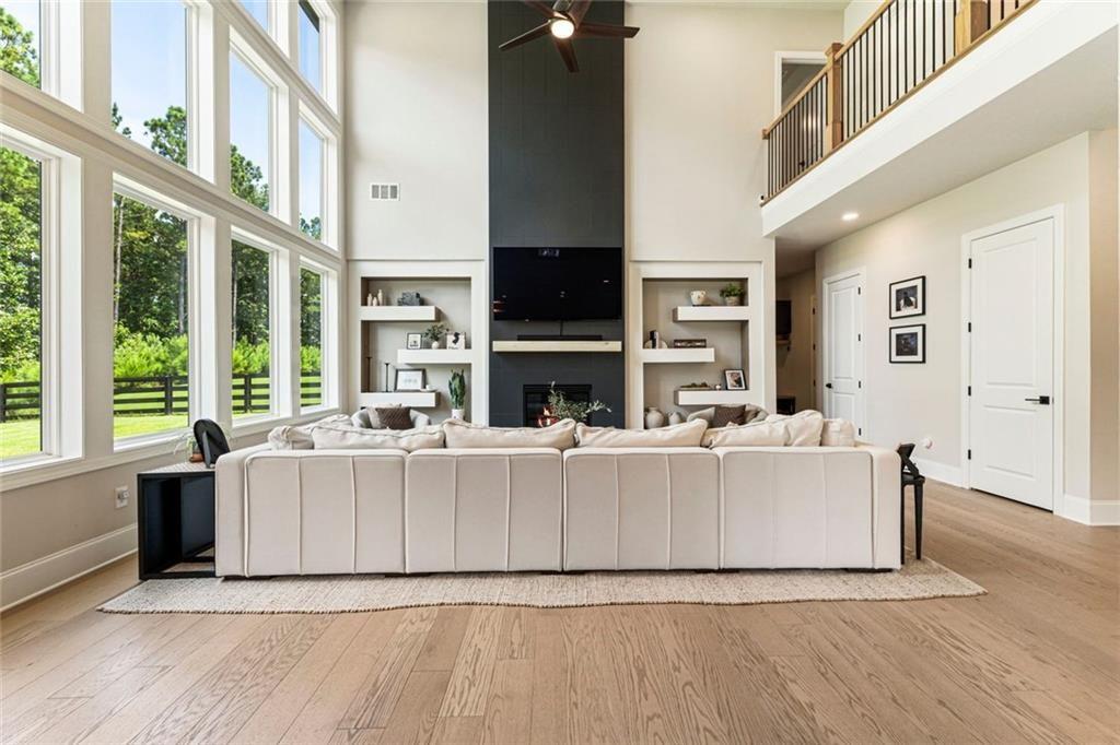 HOLLY FARM PH 1B - Residential