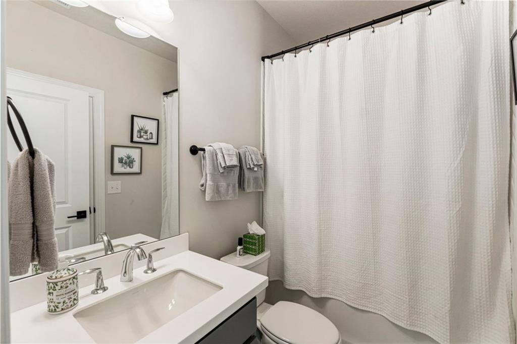 HOLLY FARM PH 1B - Residential